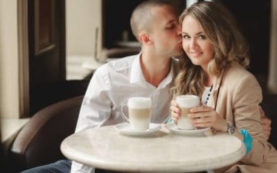 Zašto je u vezi sa starijim od sebe?